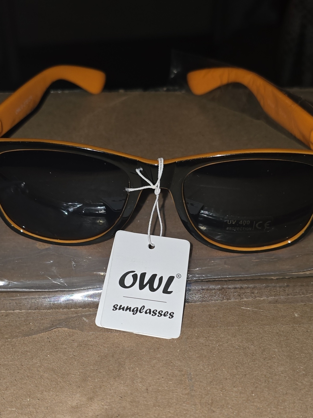 NWT OWL Two-Tone Sunglasses – Black & Orange Classic Frames Unisex